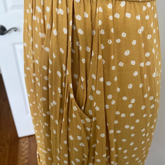 Kivari dress - Picture 3 of 4